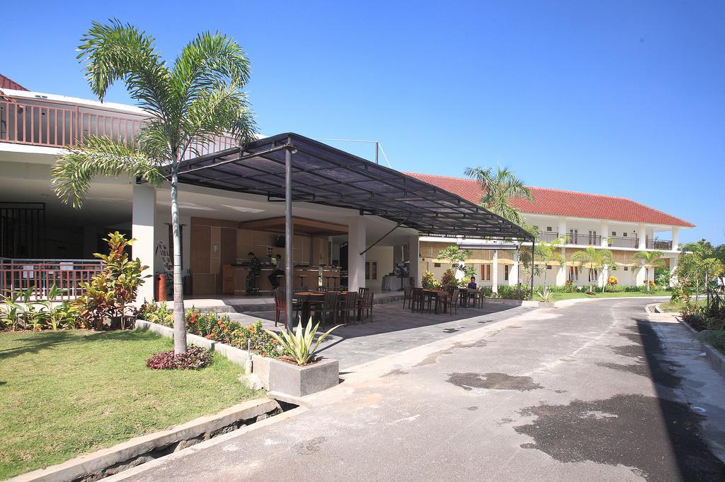 Narmada Convention Hall Hotel Mataram Bagian luar foto